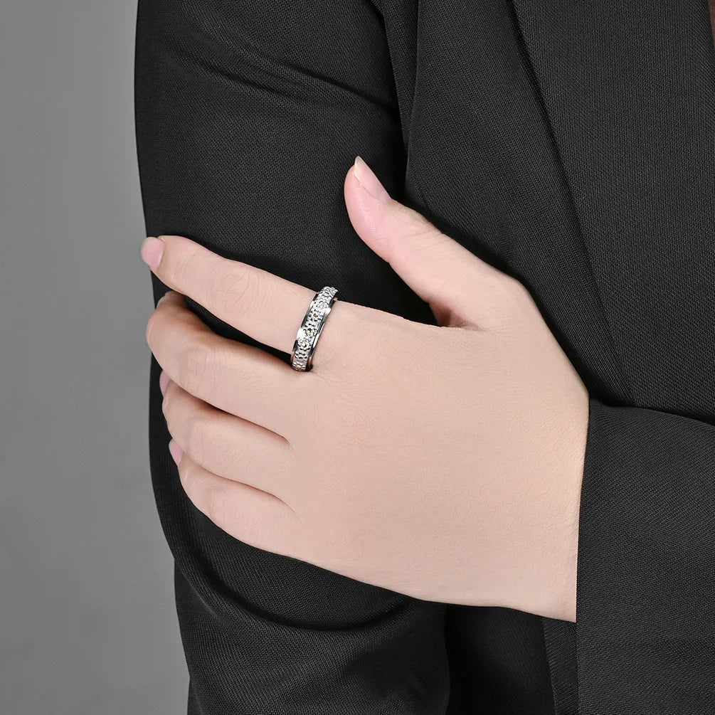 LILY ROTATING RING 