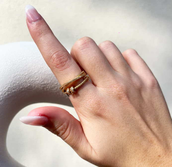 HELENA SLIDING RING