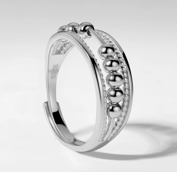 EMPRESS SLIDING RING